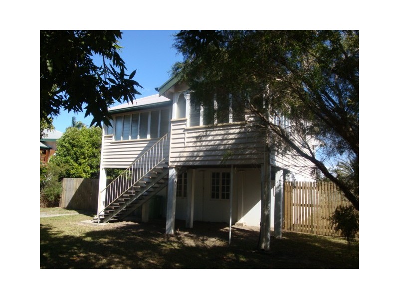 8 Hucker Street, South Mackay QLD 4740
