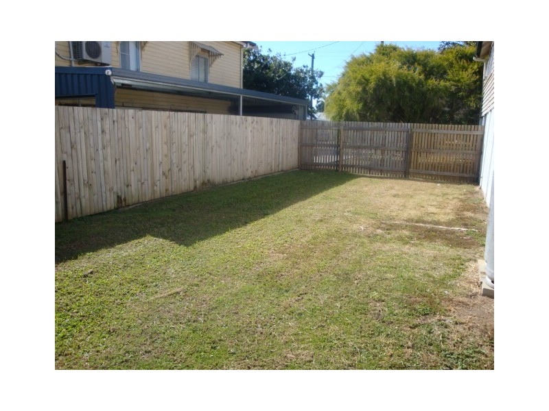 8 Hucker Street, South Mackay QLD 4740