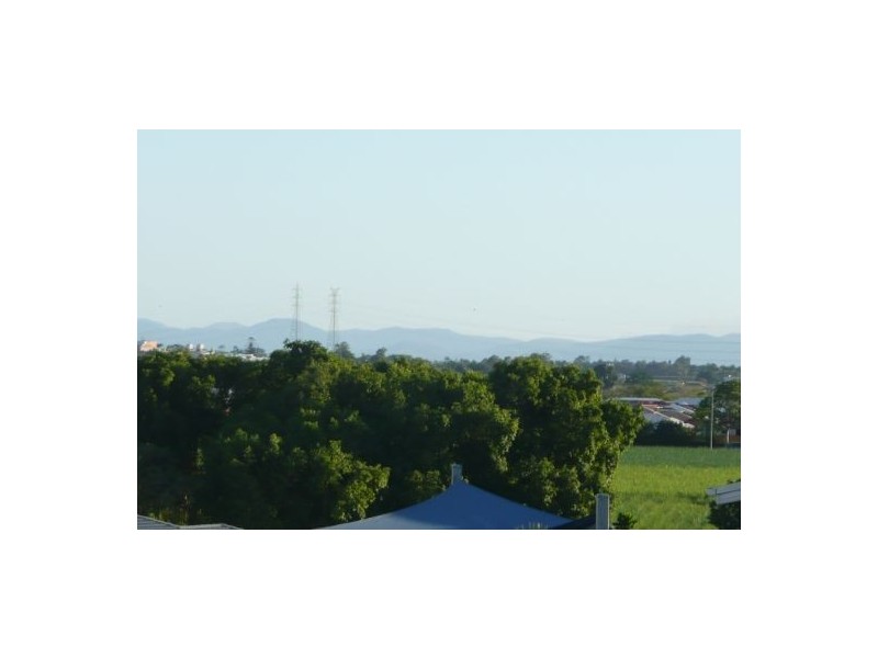 7 Stephanie Ct, Glenella QLD 4740