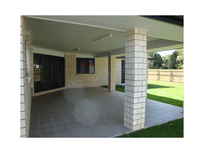 16 Malone Drive, Andergrove QLD 4740