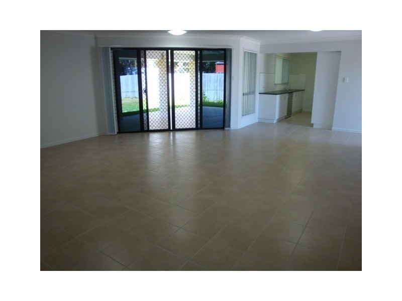 16 Malone Drive, Andergrove QLD 4740