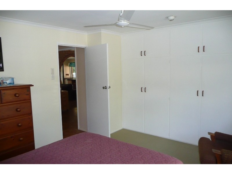 6 Kemp Street, Bucasia QLD 4750