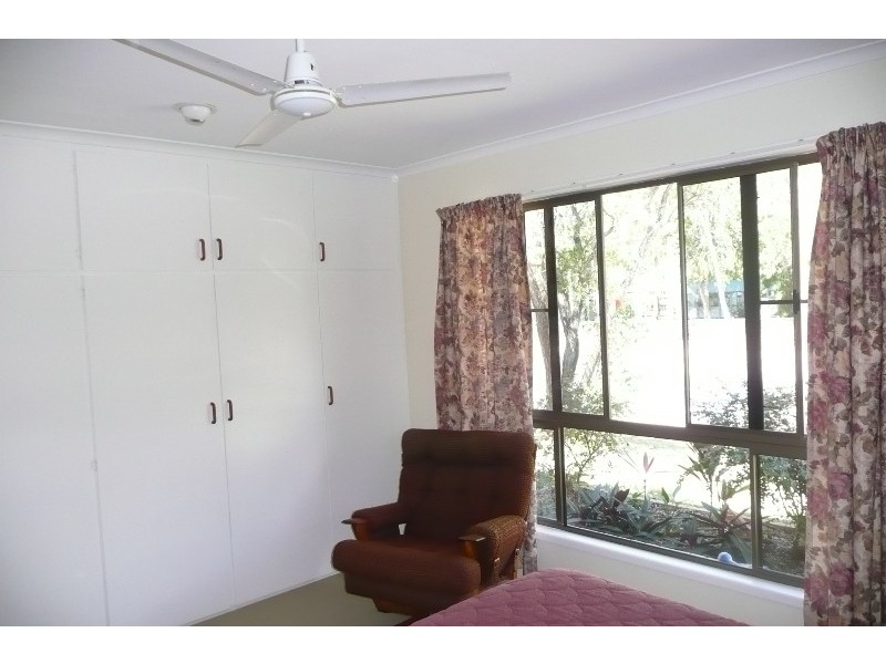 6 Kemp Street, Bucasia QLD 4750