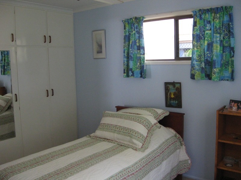 6 Kemp Street, Bucasia QLD 4750