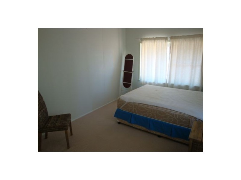 1/56 The Esplanade, Grasstree Beach QLD 4740