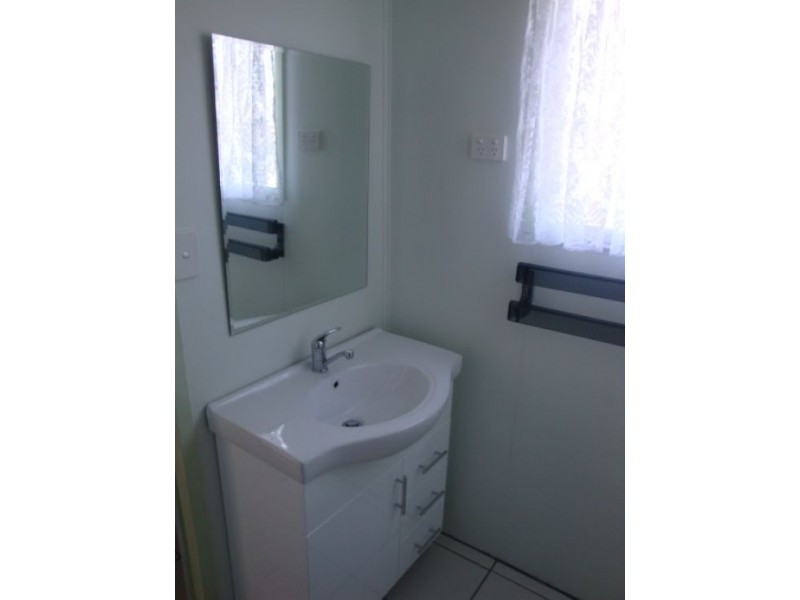 1/56 The Esplanade, Grasstree Beach QLD 4740