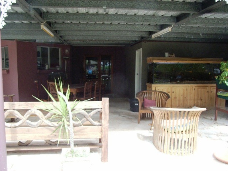 27 Bernborough Avenue, Ooralea QLD 4740