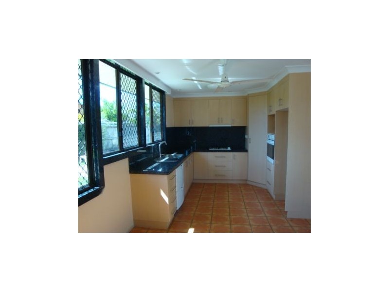 6 Breckell Court, Mackay QLD 4740