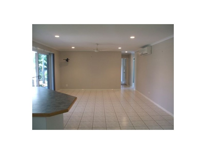 62 O’Brien Esplanade, Shoal Point QLD 4750