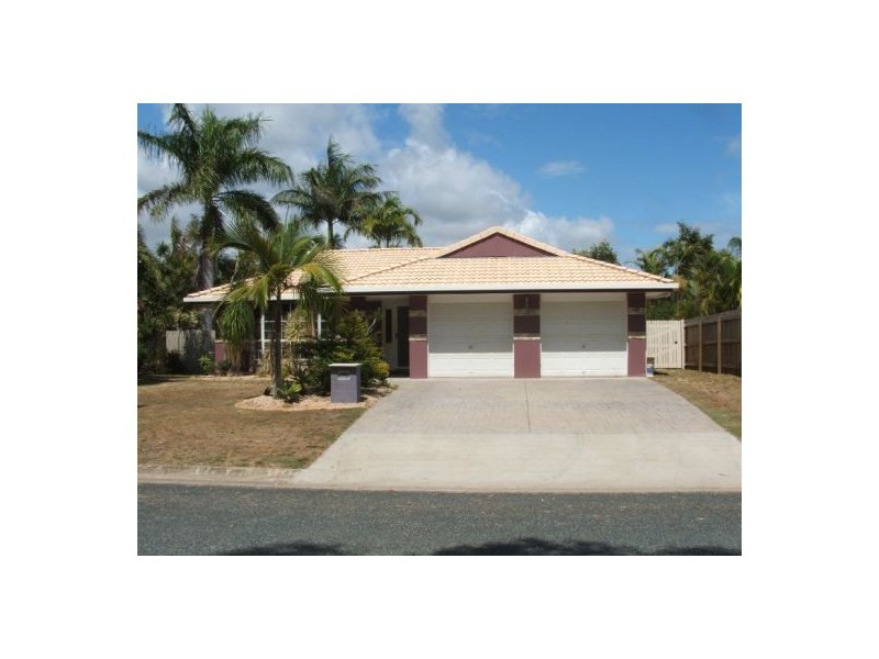 62 O’Brien Esplanade, Shoal Point QLD 4750