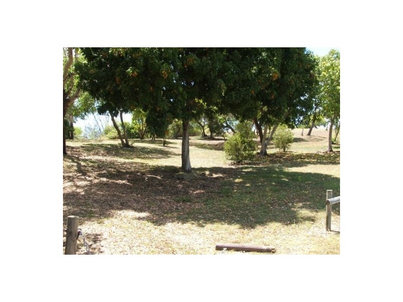 62 O’Brien Esplanade, Shoal Point QLD 4750