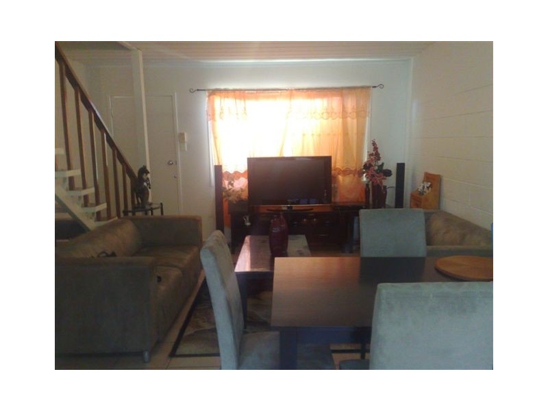 1 & 2/ 19 Thornber Street, North Mackay QLD 4740