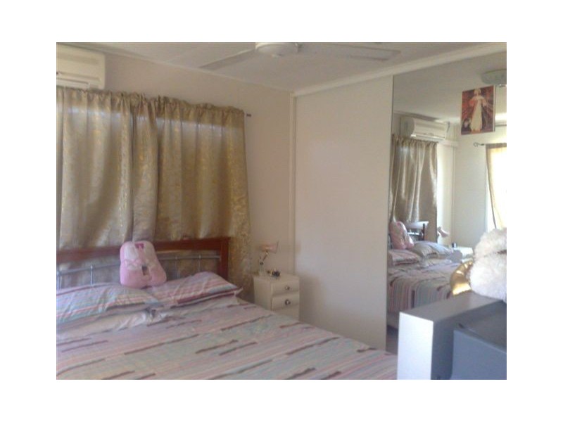 1 & 2/ 19 Thornber Street, North Mackay QLD 4740