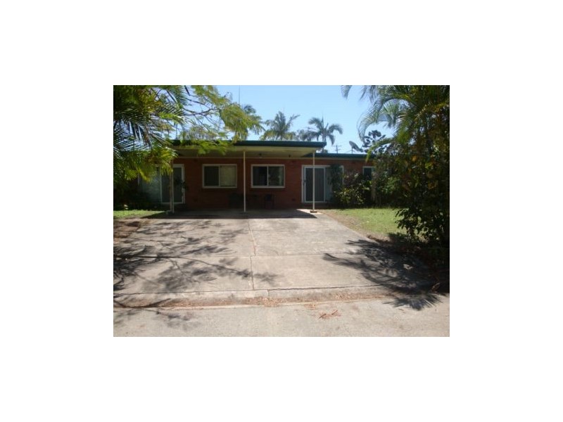 2/15 Anzac Street, Sarina QLD 4737