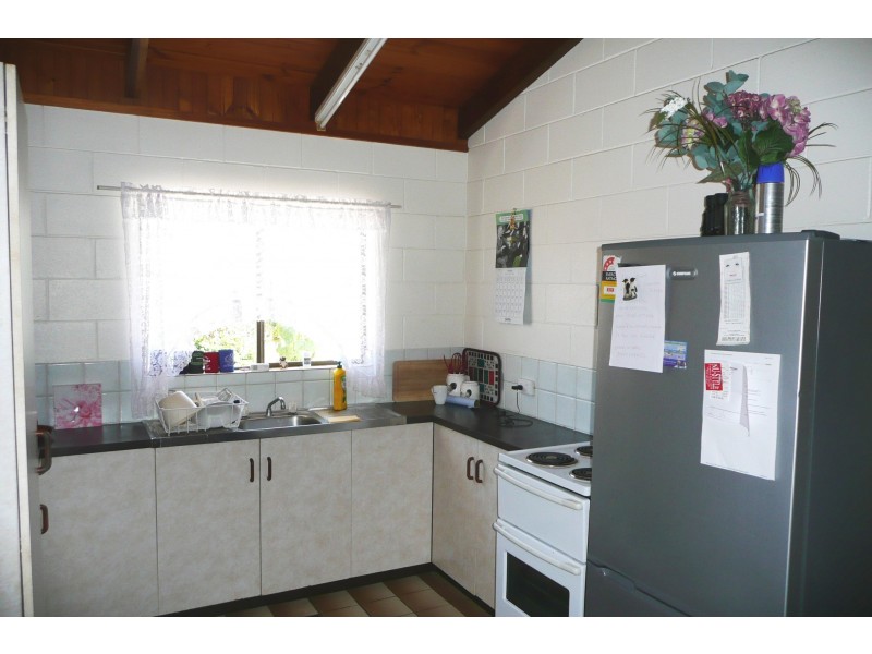Lot 4 / 162 Shoal Point Road, Shoal Point QLD 4750