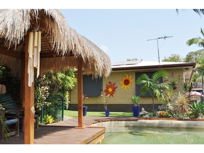 8 Raymond Croker Avenue, Mount Pleasant QLD 4740