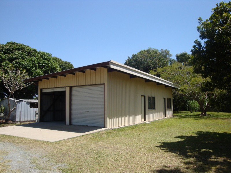 21 Perry Road, Walkerston QLD 4751