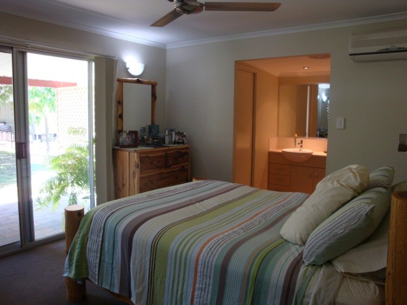 21 Perry Road, Walkerston QLD 4751