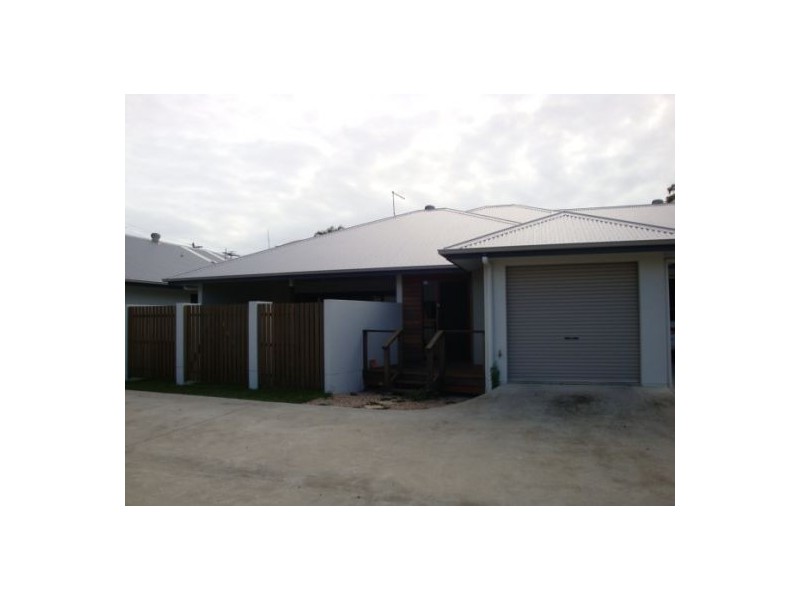 2/15 High Street, Walkerston QLD 4751