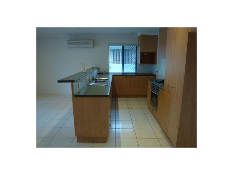 2/15 High Street, Walkerston QLD 4751