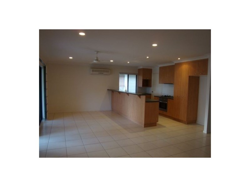 2/15 High Street, Walkerston QLD 4751