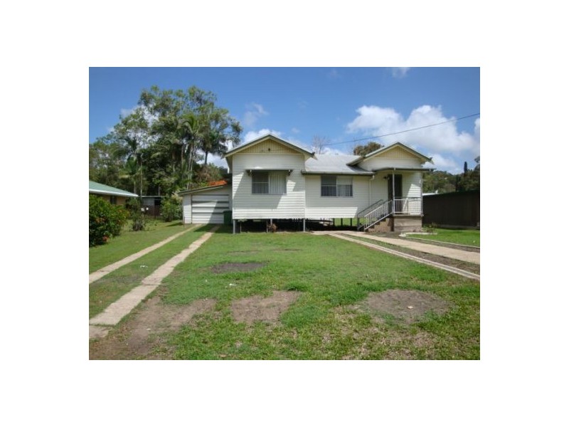 56 Range Road, Sarina QLD 4737