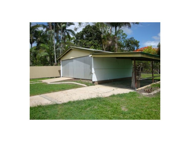 56 Range Road, Sarina QLD 4737