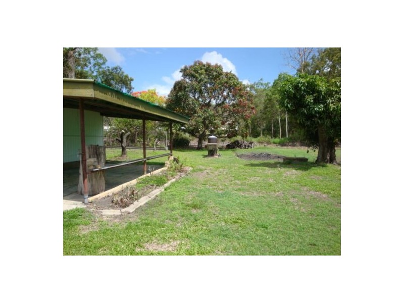 56 Range Road, Sarina QLD 4737