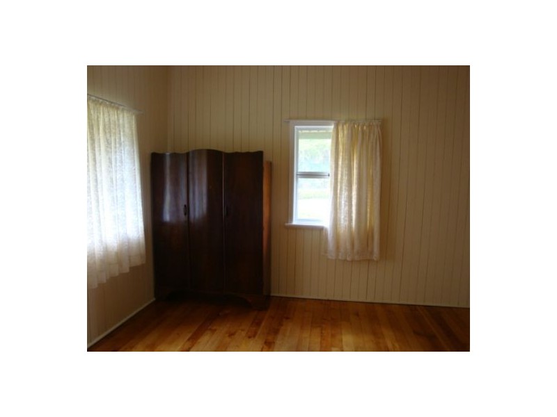 56 Range Road, Sarina QLD 4737