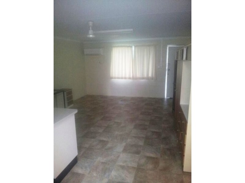 4/15 Norris Street, Mackay QLD 4740