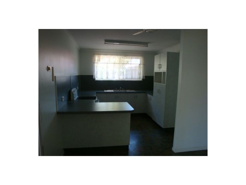 3 Freemont Avenue, Sarina QLD 4737