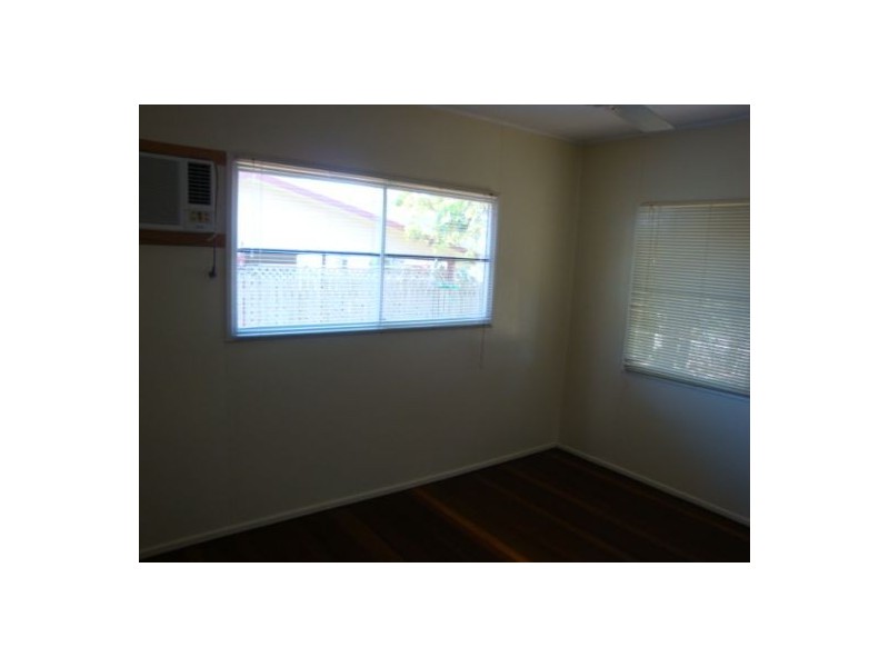 29 Owen Jenkins Drive, Sarina Beach QLD 4737