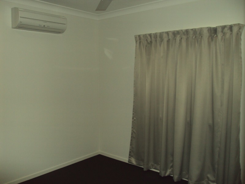 2/86 Binnington Esplanade, East Mackay QLD 4740