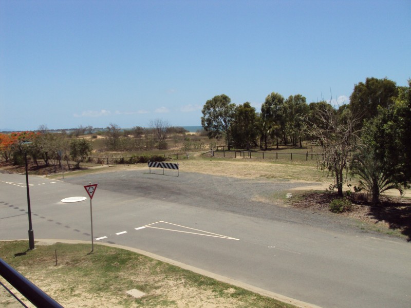 2/86 Binnington Esplanade, East Mackay QLD 4740