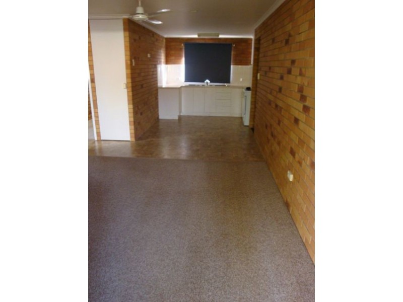4/61 Oak Street, Andergrove QLD 4740