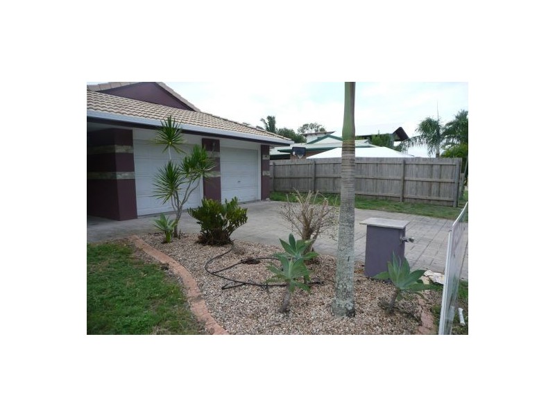 62 O’Brien Esp, Shoal Point QLD 4750