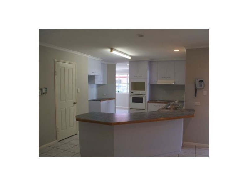 62 O’Brien Esp, Shoal Point QLD 4750