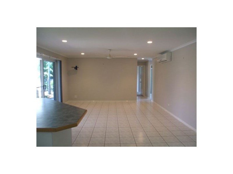 62 O’Brien Esp, Shoal Point QLD 4750