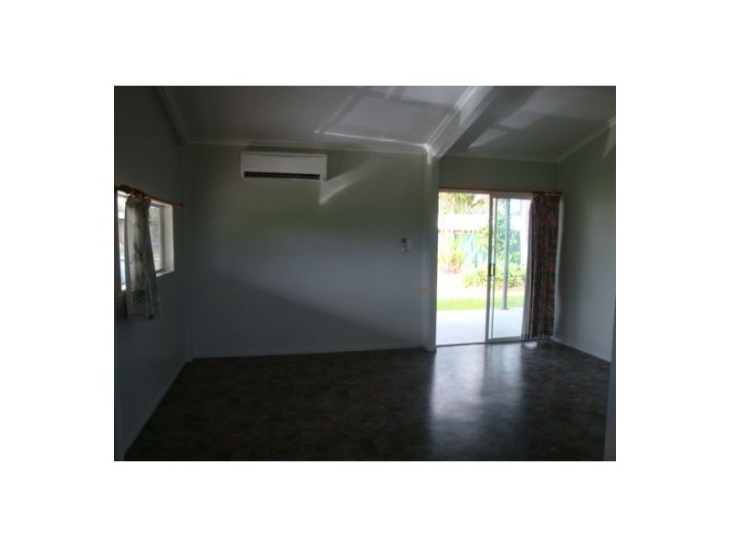 27 Pratts Road, Bakers Creek QLD 4740