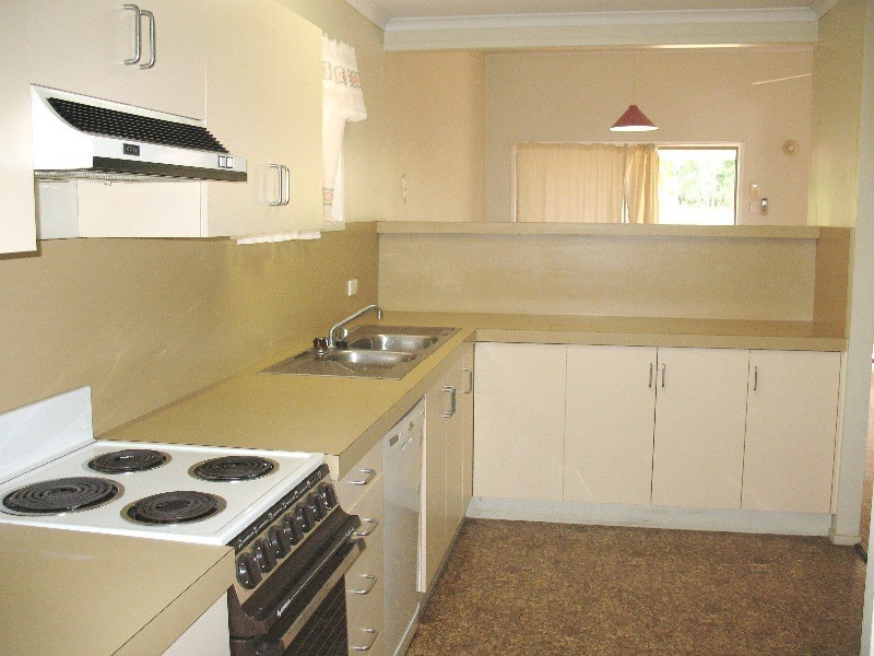 3/4 Baur Street, North Mackay QLD 4740