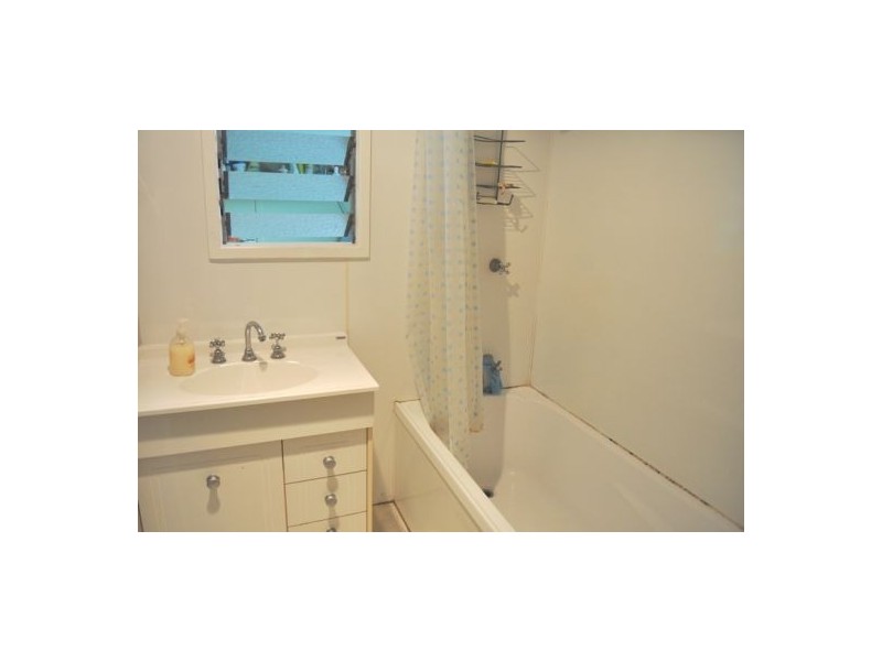 24 Green Street, North Mackay QLD 4740