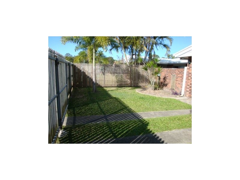 2/66 Celeber Drive, Andergrove QLD 4740