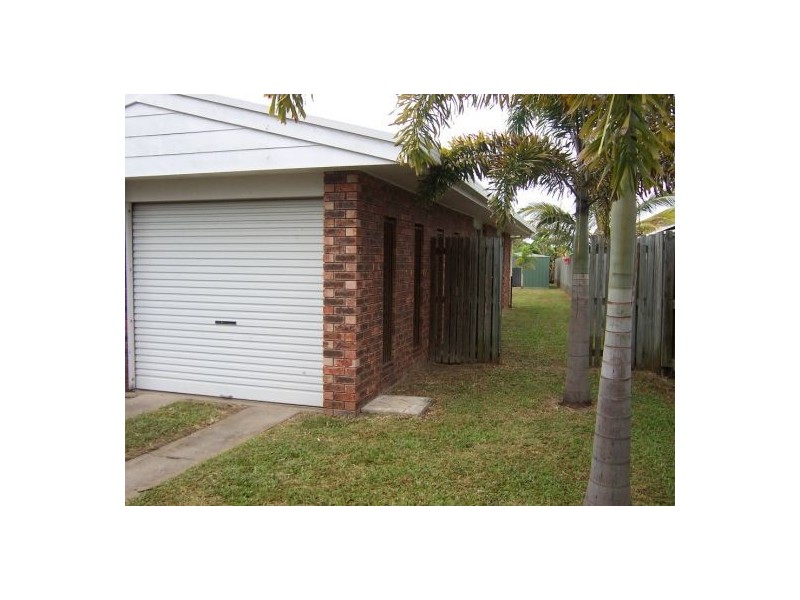 2/66 Celeber Drive, Andergrove QLD 4740