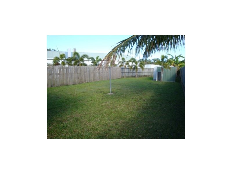 2/66 Celeber Drive, Andergrove QLD 4740