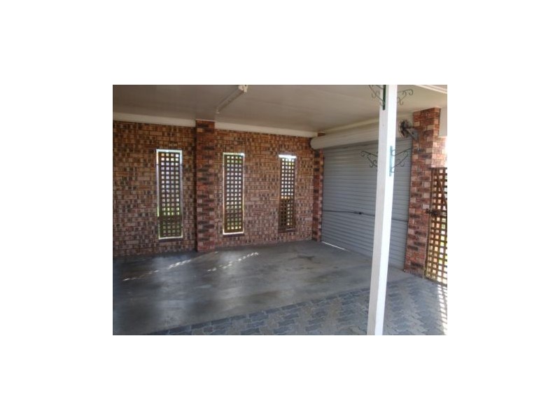 2/66 Celeber Drive, Andergrove QLD 4740