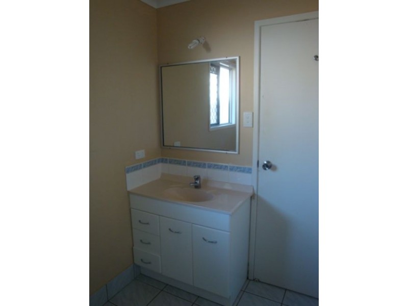 2/66 Celeber Drive, Andergrove QLD 4740