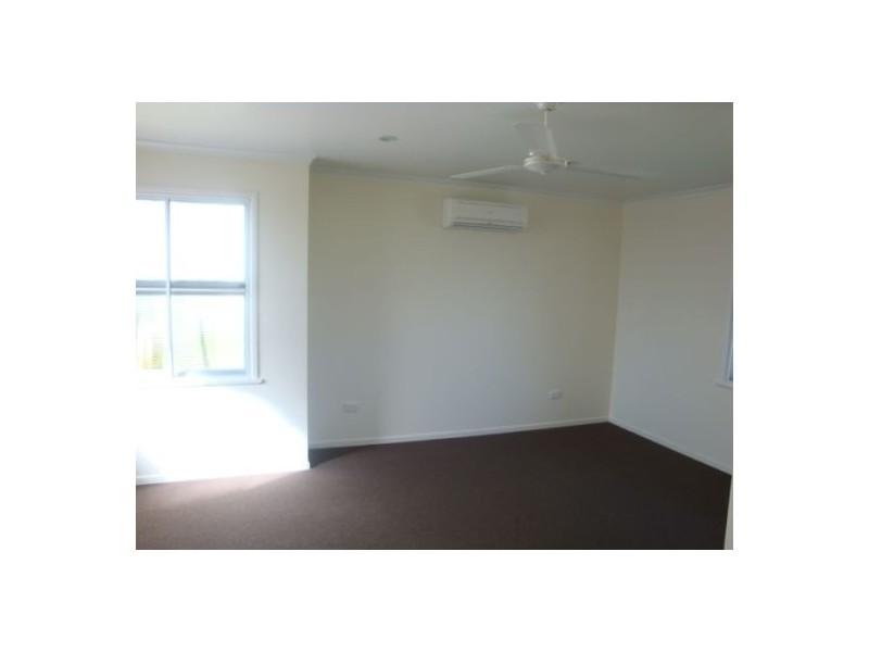 23 Mackenzie Street, West Mackay QLD 4740