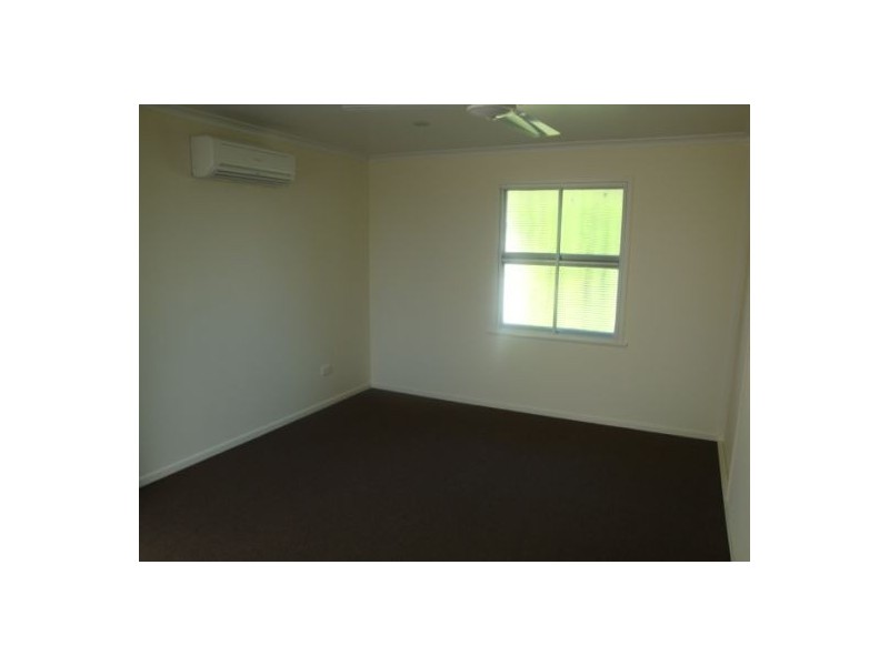 23 Mackenzie Street, West Mackay QLD 4740