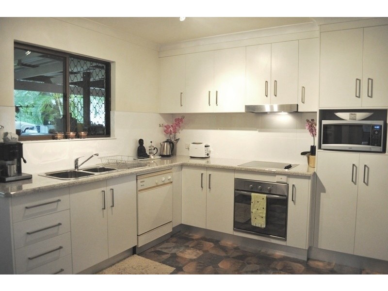 843 Yakapari-Seaforth Road, Mackay QLD 4740