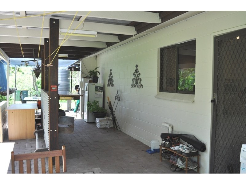 843 Yakapari-Seaforth Road, Mackay QLD 4740